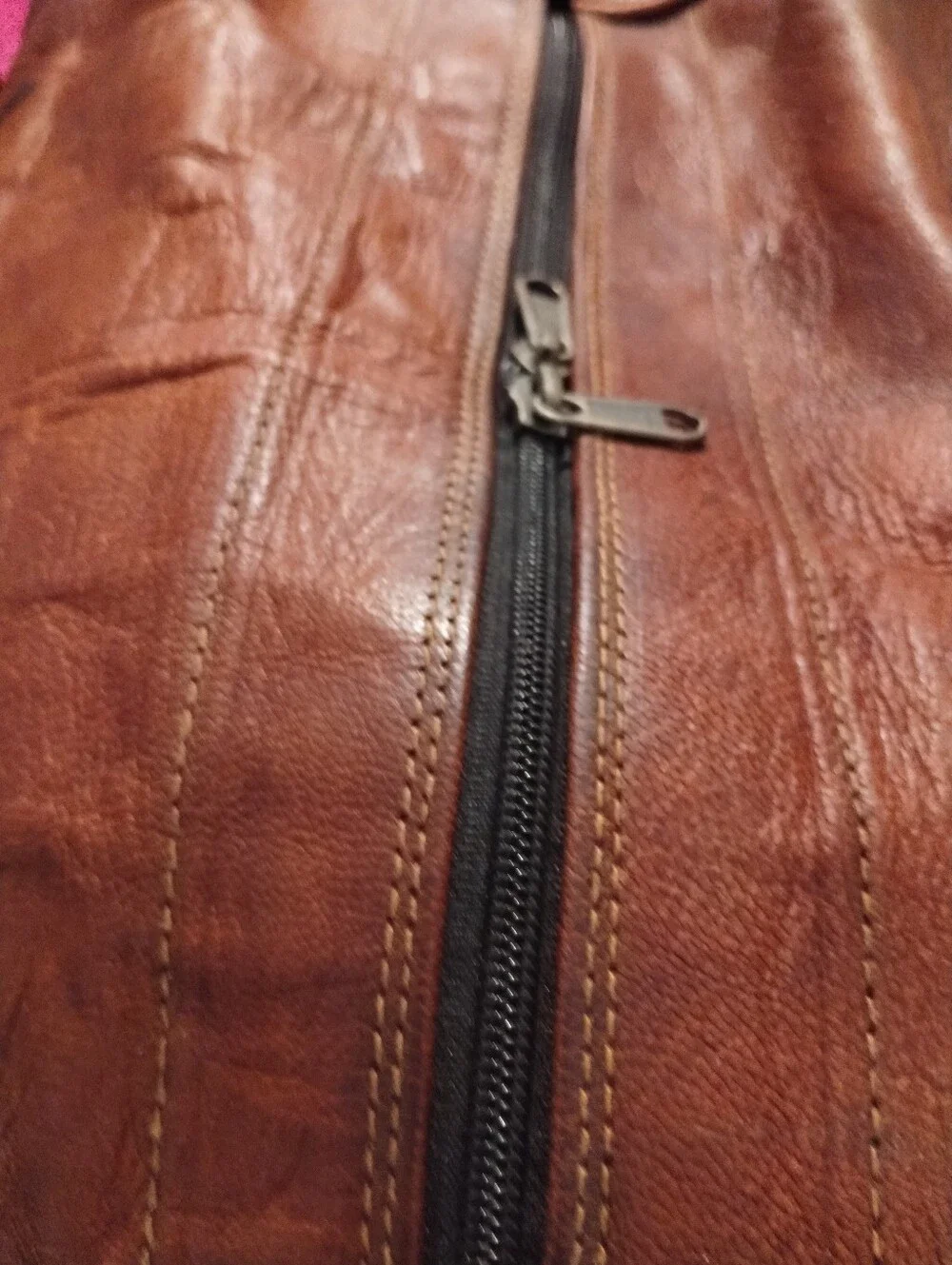 Komalas LeatherMens Duffle Bag With Shoulder Strap Sz 11 By 22